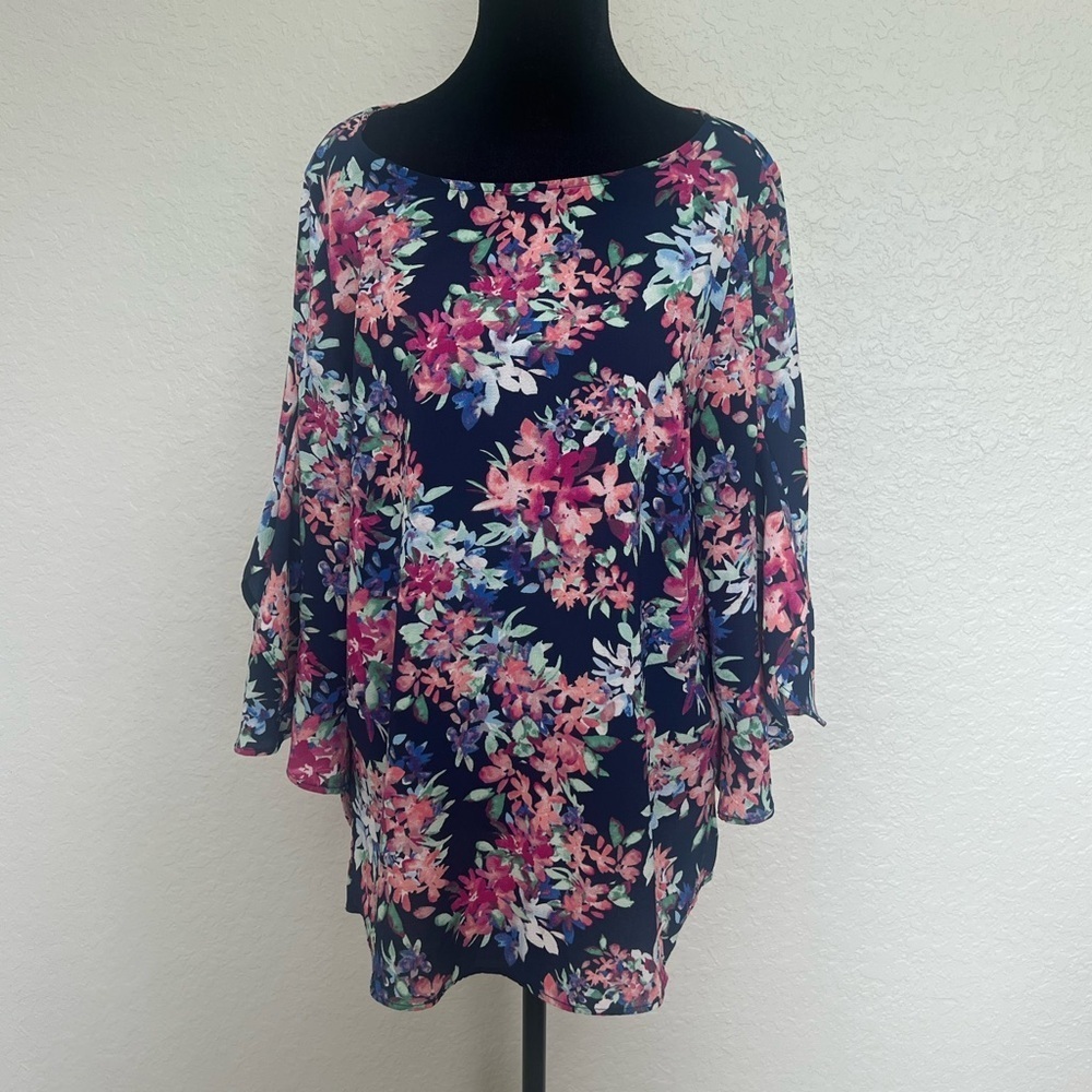 Counterparts Pink Ruffled Blouse Relaxed Fit
Caja 8